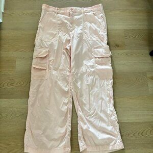 American Eagle Outfitters Peach Cargo pant with stretch size 18